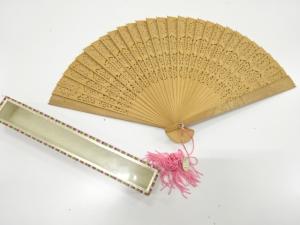 アンティーク　白檀扇子